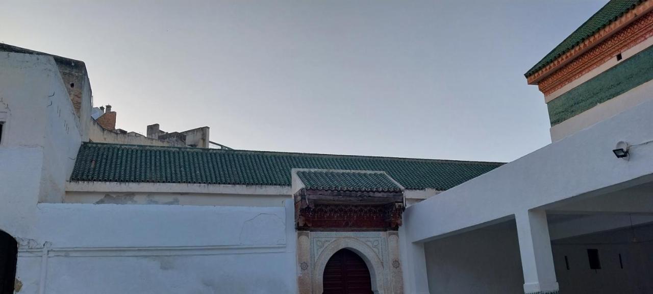 Riad Lala Zakia Мулей Идрис Екстериор снимка